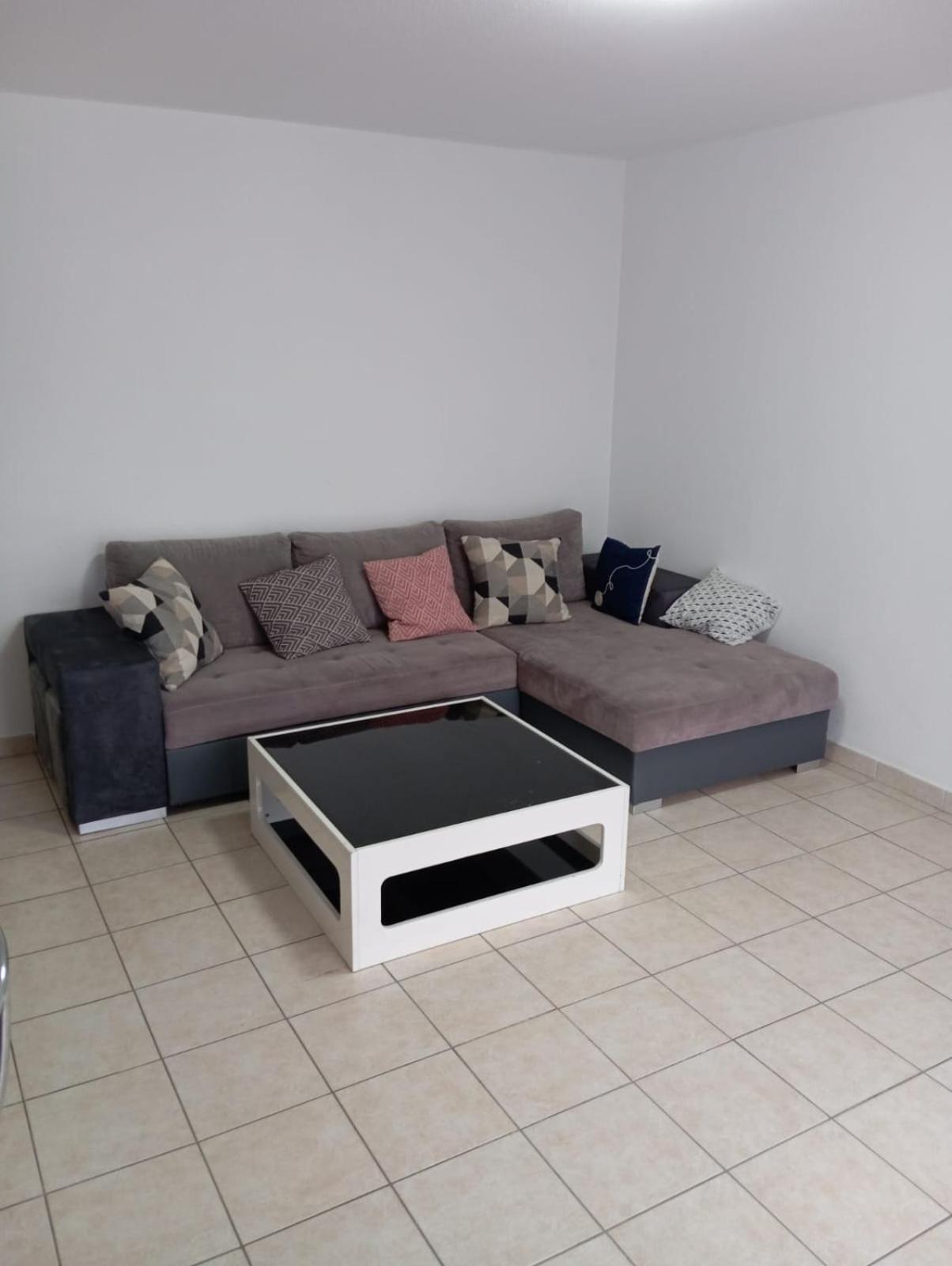 Résidence calme avec piscine Béziers Esterno foto